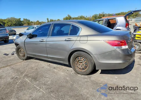 2010 Honda Accord Lx z USA, uszkodzony, nr VIN 1HGCP2F32AA179726